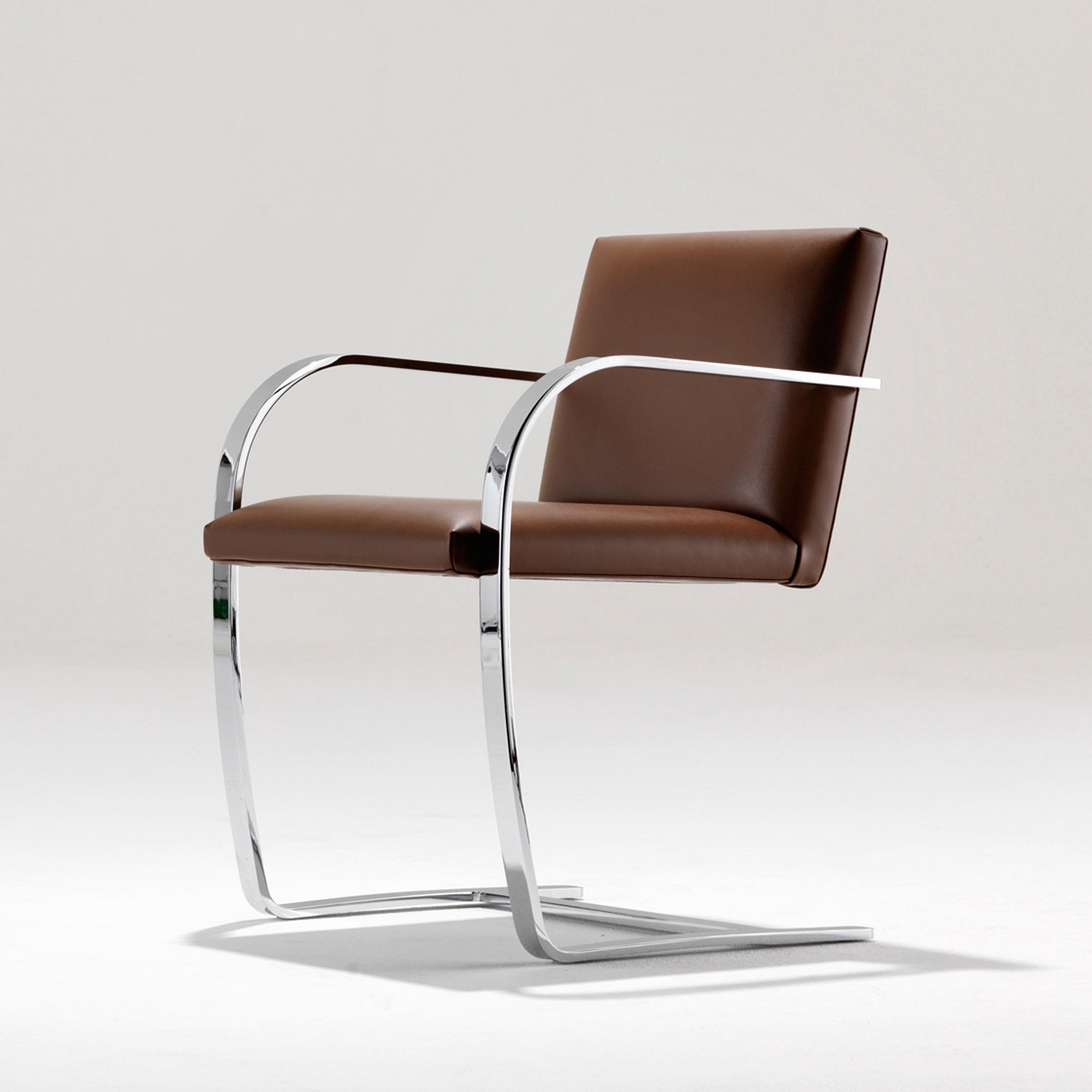 Mies van der Rohe 的 Brno Chair